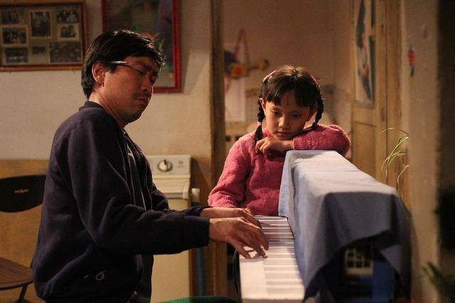 钢琴|豆瓣8.5，荒诞又真实，这样的国产片光砸钱拍不出