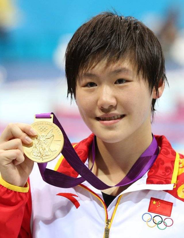原创叶诗文全运收获一金一银中国女子泳军第一人如今王者归来