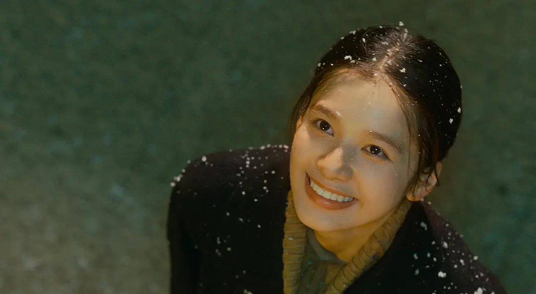 演技|张婧仪首部电影票房破亿，演技与美貌获赞，陈坤周迅这次捡到宝了