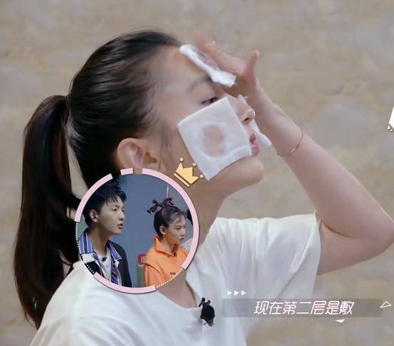黄圣依37岁黄圣依素颜美到“心儿颤”！她推荐的护肤好物，张韶涵也说好