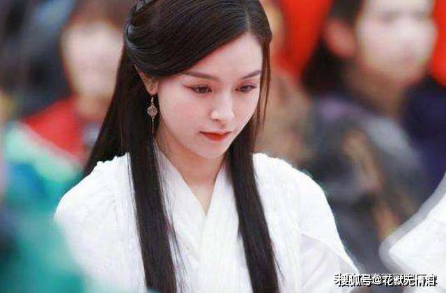 书后|金庸改书后2位主角遭了殃，一个众叛亲离被唾弃，还一个死了两次