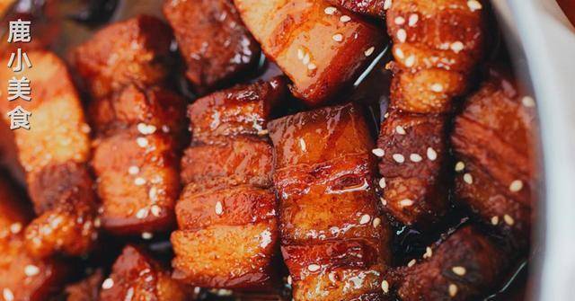 做红烧肉用什么香料 7ad8f1e4bf214e768d846f95a9272028.jpeg