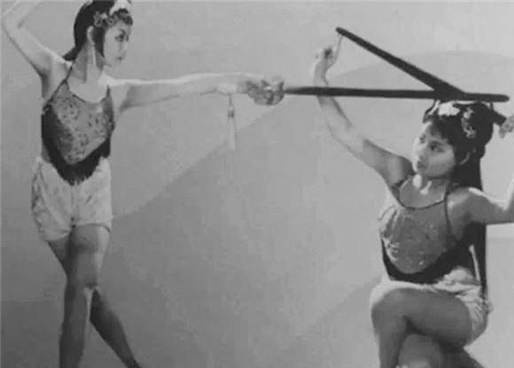 时代|怪不得“民国”版西游记被禁播，看到蜘蛛精的造型后，网友：受不了