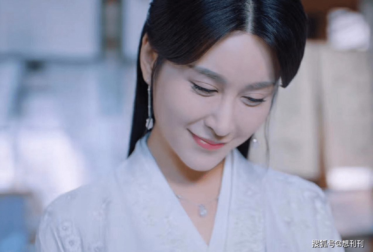 什么|五毒俱全！网剧主角配角一个比一个辣眼睛，整容崎岖超龄演技差…