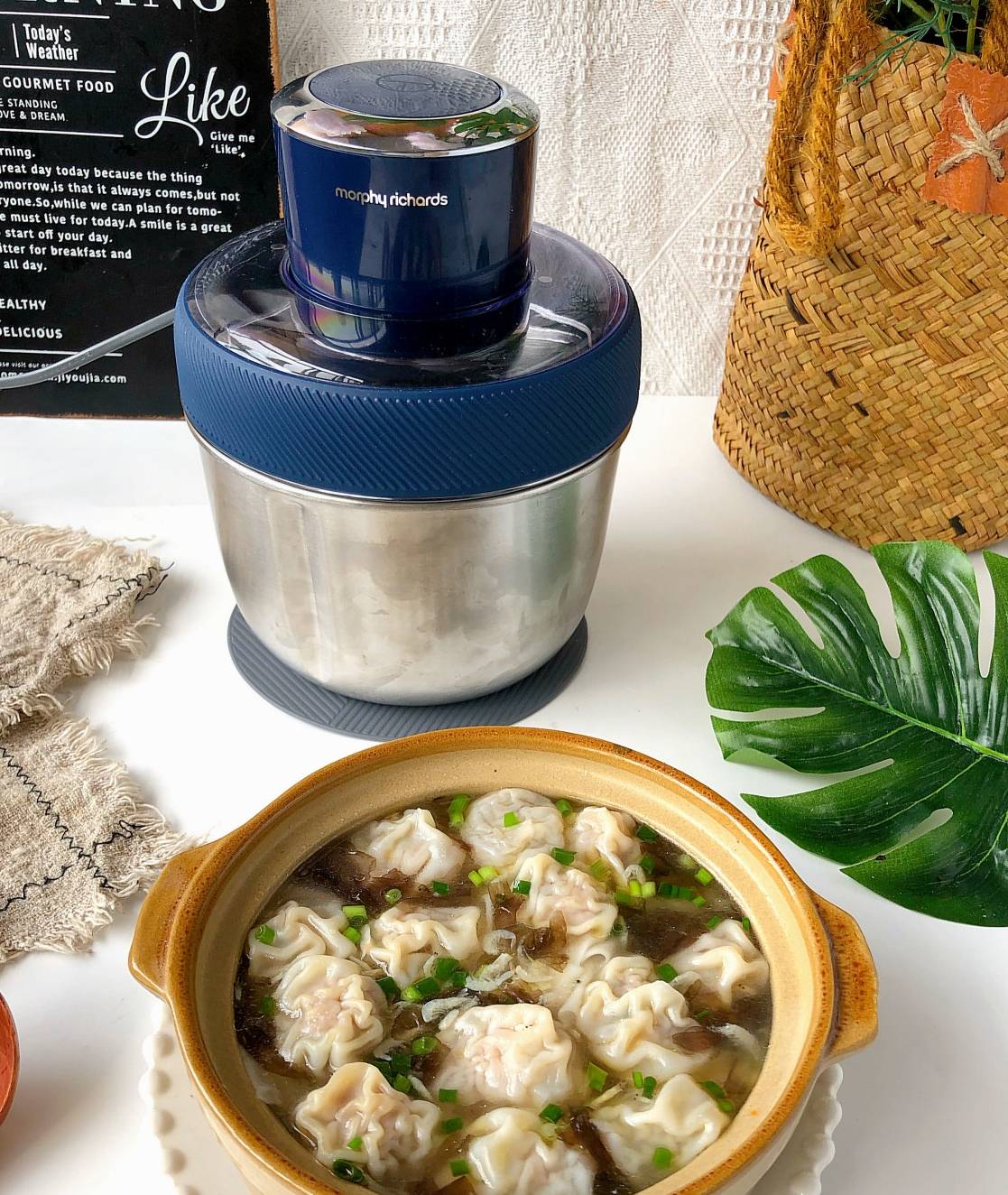 全家人|早餐,全家人迷上吃它,汤鲜味美,肉香四溢,这馅也是头回吃,香