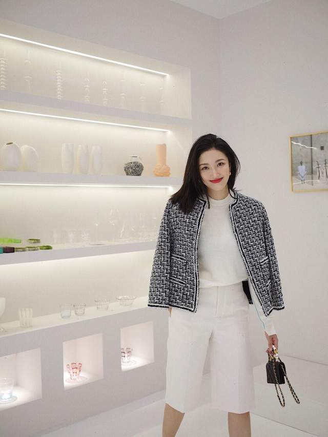 身材 秋天最美的穿搭，穿这13套衣服，让你在轻熟的年纪凸显出高级感