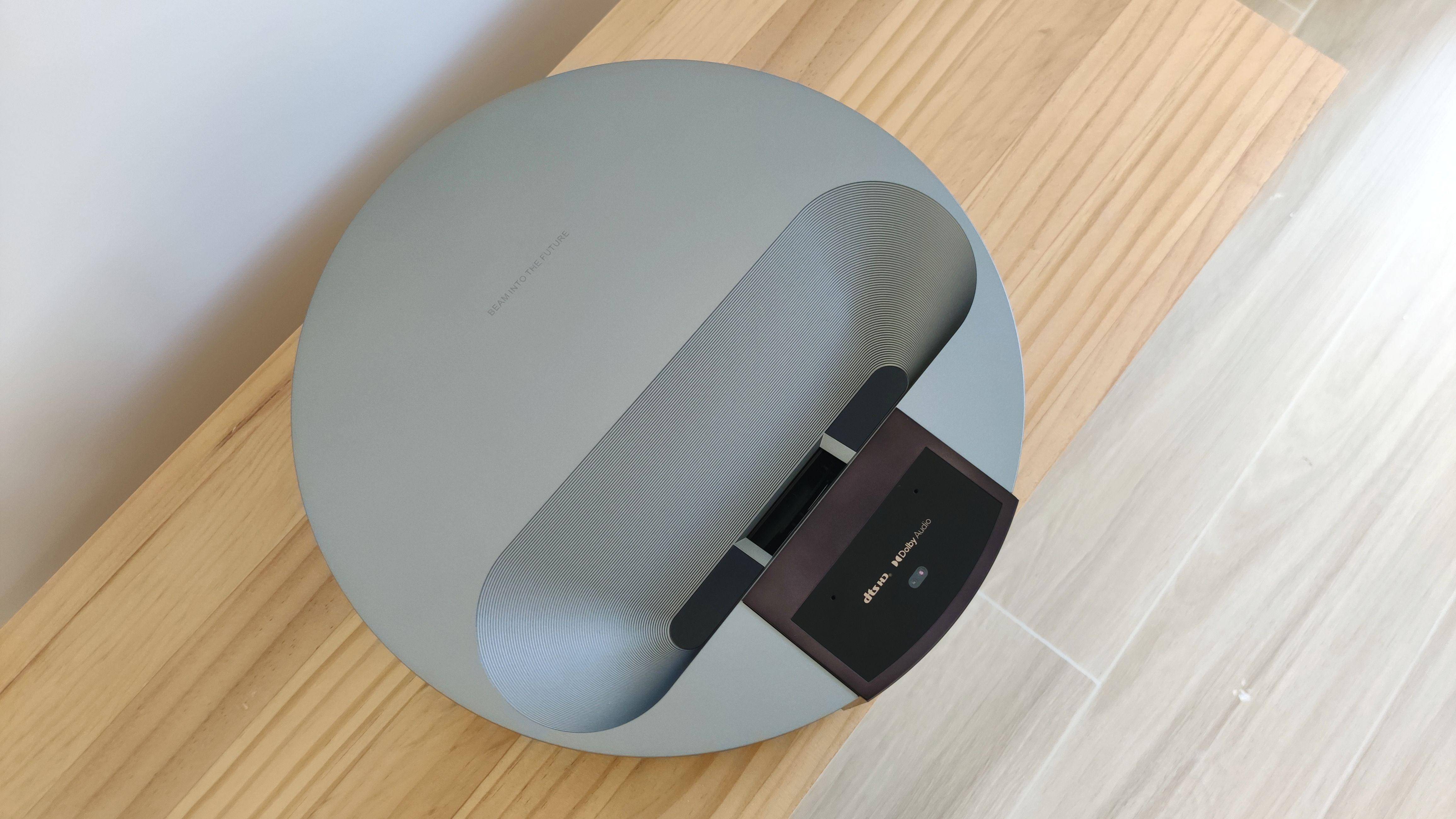 小户型也能宅家看电影让女友多次留宿的峰米r1使用体验