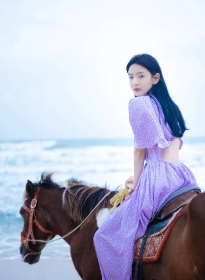 元素 换季乱穿衣?2021年5大流行元素,让你时髦一整年