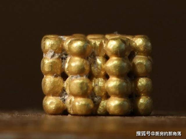 圣殿山发现黄金制品，还以为是现代的，没想到它是3千年前的文物