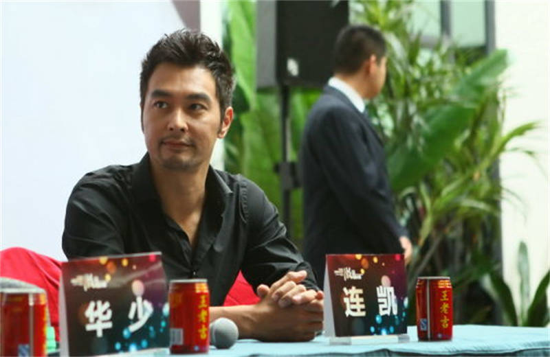 力度|中秋档电影票房创四年新低，《峰爆》成逆袭黑马，观众对国庆档寄予厚望