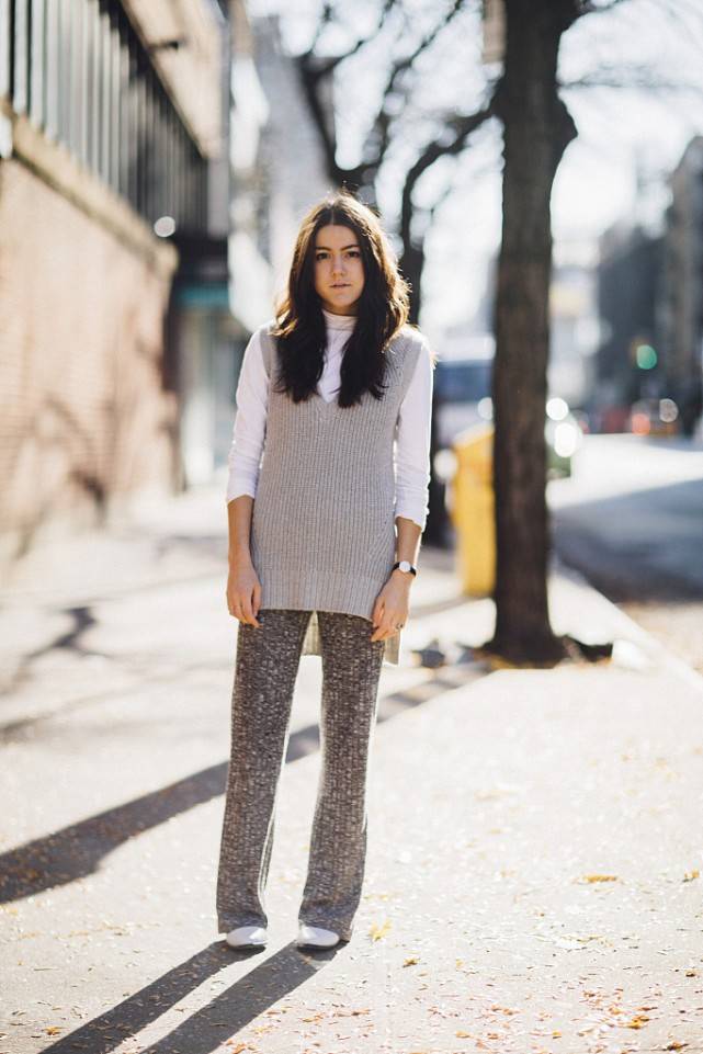 形象 国庆试试针织马甲穿搭,变成街头时尚达人,穿法多样还能降低年龄