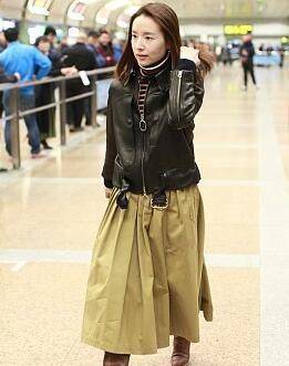 状态 董洁去参加培训班，没滤镜暴露真实颜值，素颜憔悴苍老了很多