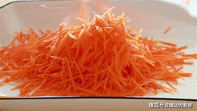 做法|降温了,油条馒头靠边站,早餐就吃它,十分钟做好,营养又省事