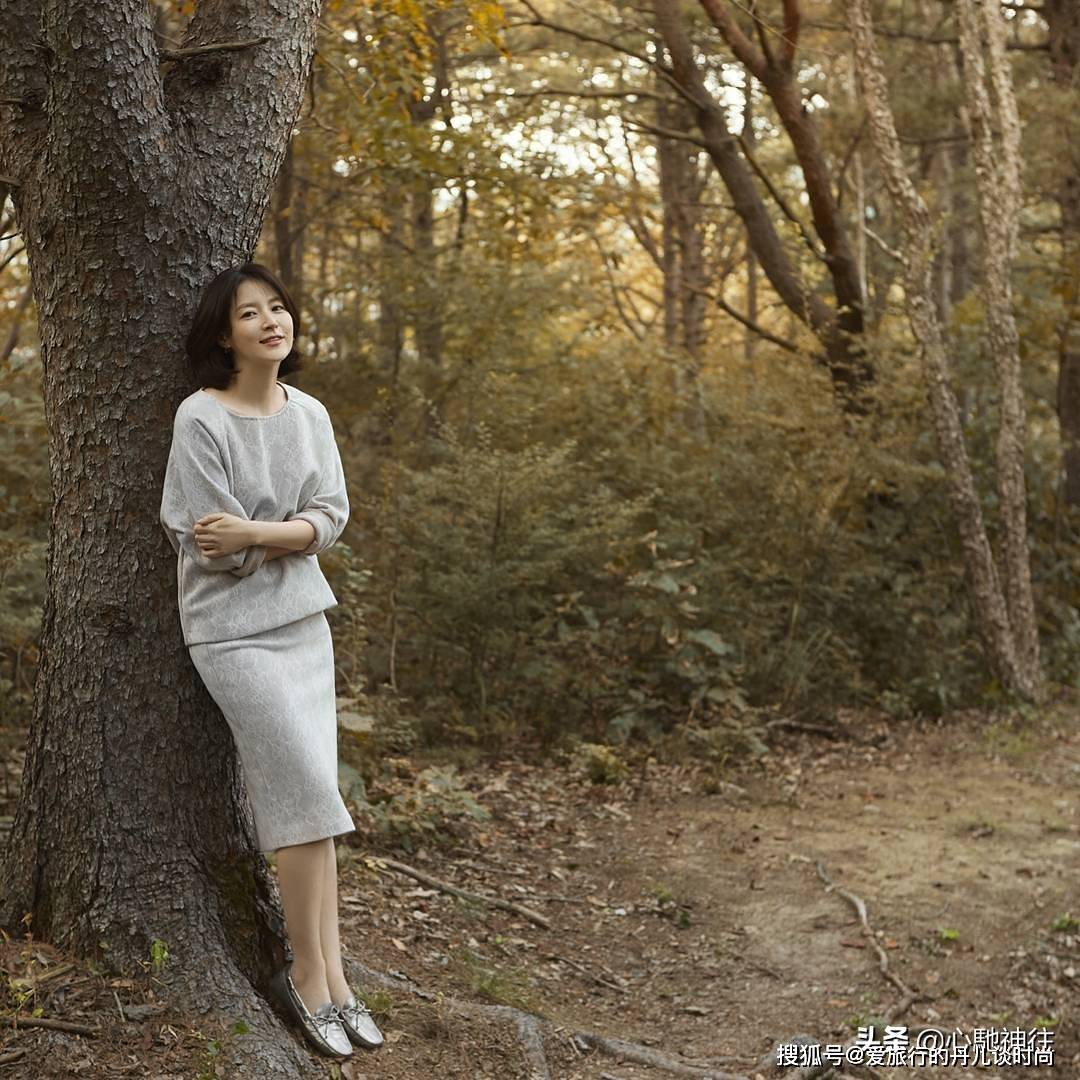 整体 只有她被称为女神才是名副其实的 她是东方美女的优点最完美的诠释