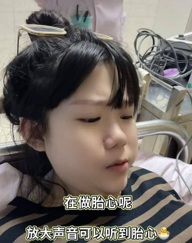 19岁网红悦悦即将产子怀孕38周因宫缩住院曾因哥哥体走红