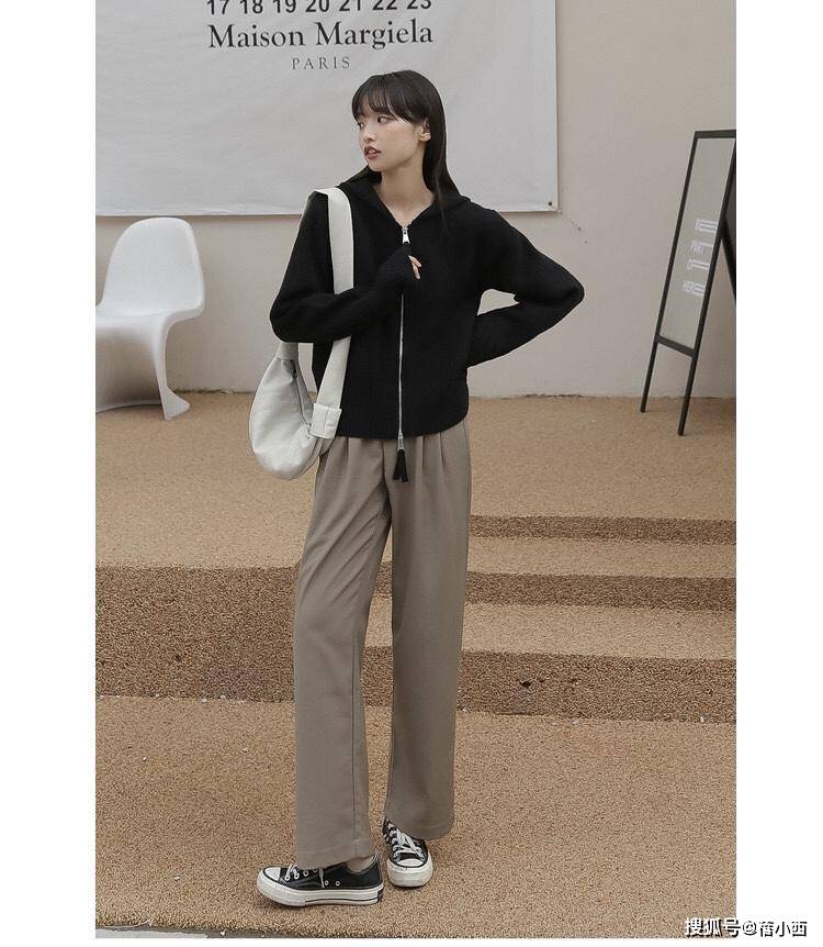 卫衣 越简单越高级!早秋推荐4条长裤,搭配卫衣、毛衣、衬衫都很时髦