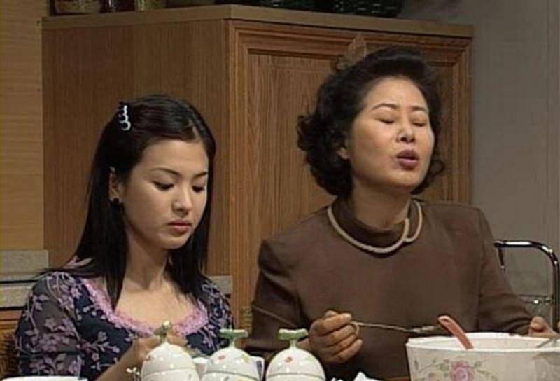 因为|红太久不知压力为何物，宋慧乔端坐顶层看风景，真心话语少人听