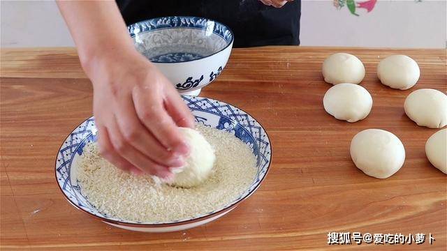 做法|家常版小零食做法,步骤简单美观,香酥又可口,孩子们解馋必备