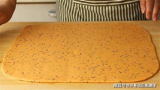 温度|1个西红柿2个鸡蛋,教你做家常小零食,出锅香甜酥脆,太解馋了