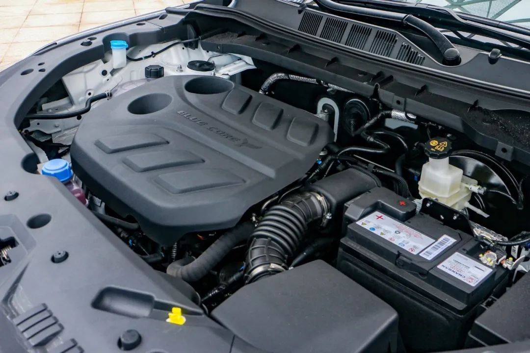 5t发动机,峰值功率138kw(188ps),峰值扭矩300n61m,在1500转时就能