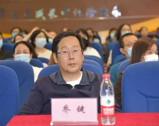 关工委副主任乔键,海淀教科院家校社协同育人区级群体课题负责人庞奕