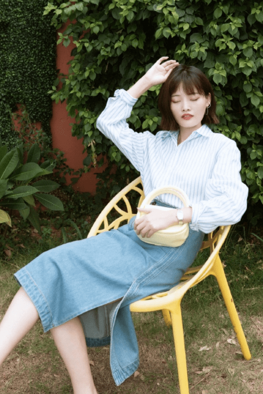 经典 入秋后别瞎穿衣,瞧今年流行的衬衫穿搭,搭裙子裤子都很好看