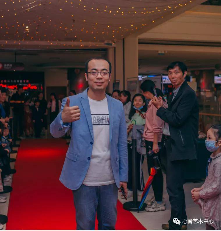 杨丽洁|喜讯|《皇帝的新装》盛大首映