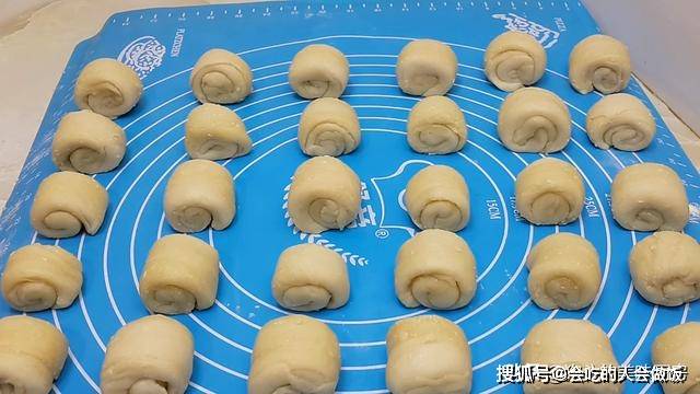 面包|这零食我连吃了三天,一口一个,比面包还好吃,太香了