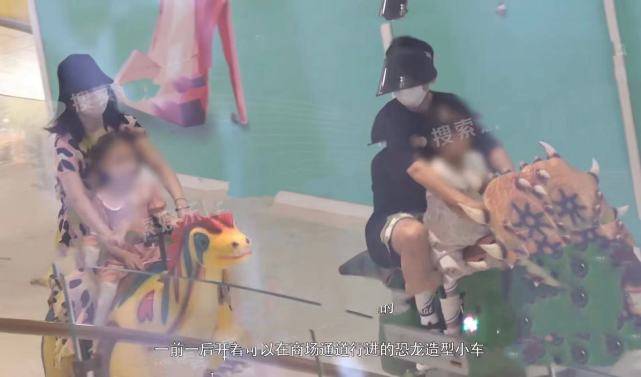 八卦 张杰谢娜带女儿去商场玩，跳跳活泼爱撒娇，俏俏扎高马尾超可爱