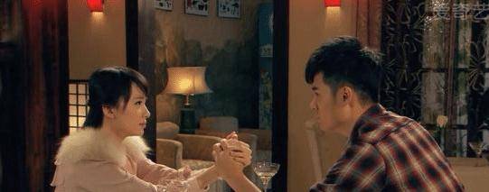 好朋友|《爱情公寓》诺澜为什么会和情敌胡一菲成为好朋友？