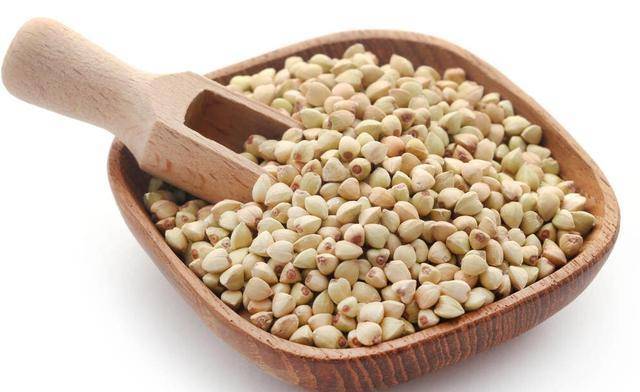 控制|皮肤是血糖的“晴雨表”，皮肤有4种表现，就是让你控糖的信号