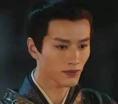 被骂上热搜的 四千年一遇美男 真的是 照骗 吗 慢镜头