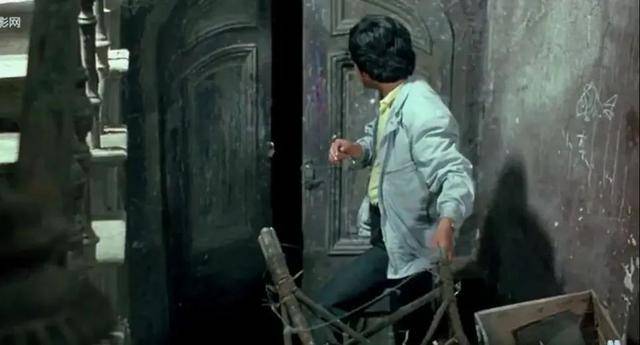 海市蜃楼|80年代十大“现象”佳片,《少林寺》1.6亿,《红高粱》获奖无数2