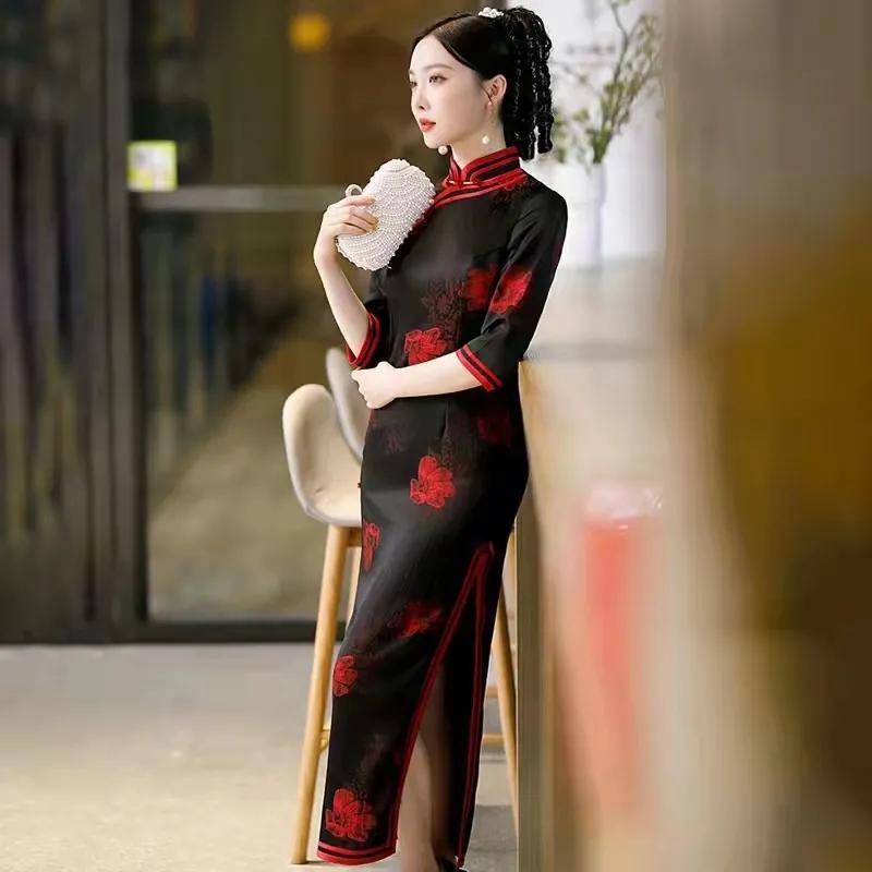 双合 现代改良长款旗袍,只看那茵茵霞霞的缤纷色彩,怎能叫人不留恋!