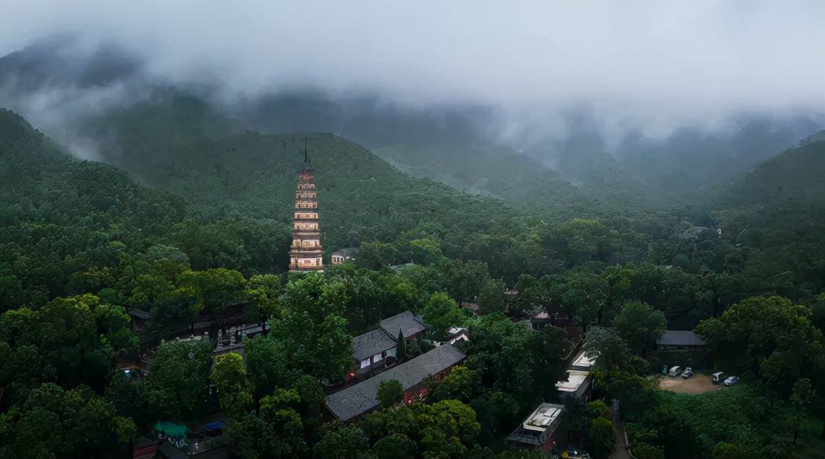 胜景|雨季的济南有多美？这几处雨中撩人胜景恰似“烟雨江南”！