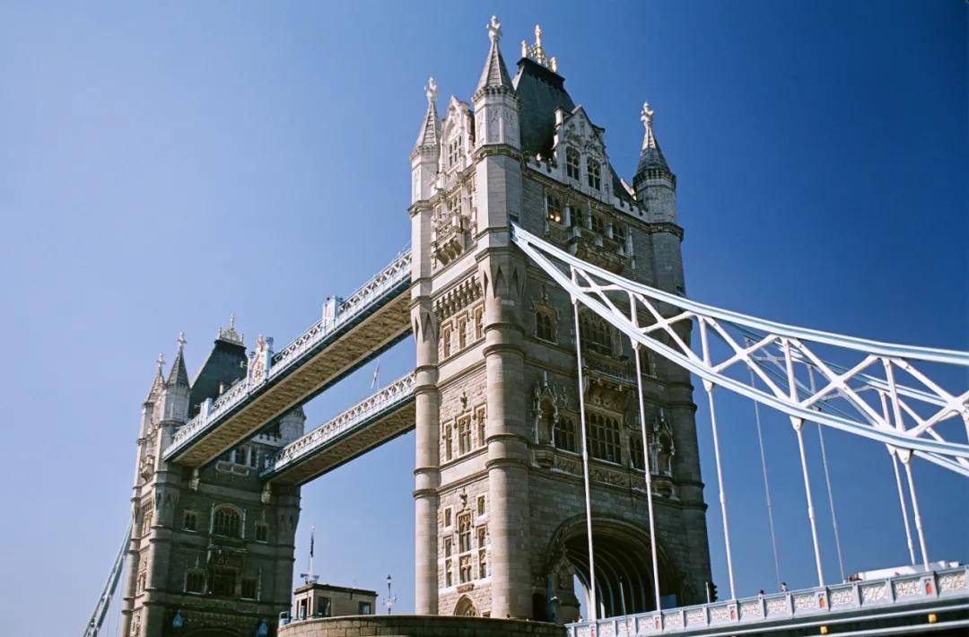 最新 英国入境政策将于10月4日起大幅简化 疫苗 最新 英国入境政策将于10月4日起大幅简化 疫苗