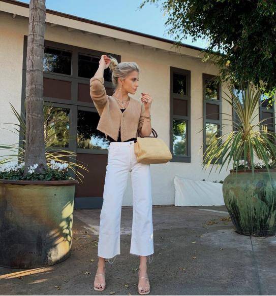 上半身 逛街的时候这样穿，成为人群中最吸引人的存在，显瘦又洋气