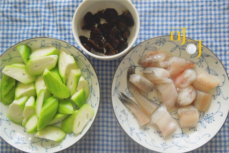 丝瓜配什么菜好吃 ec5aae023ca64aaeacf4033ba90d458e.jpeg