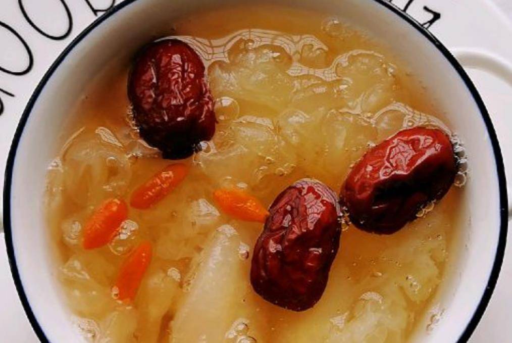 银耳熬多长时间能粘稠 3fb09cdd46774628ad7c5b570625c800.jpeg
