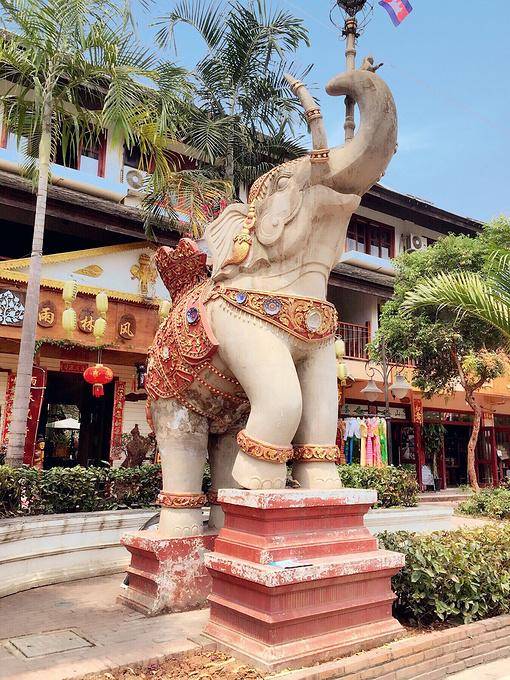 告庄西双景风情旅游景区_版纳