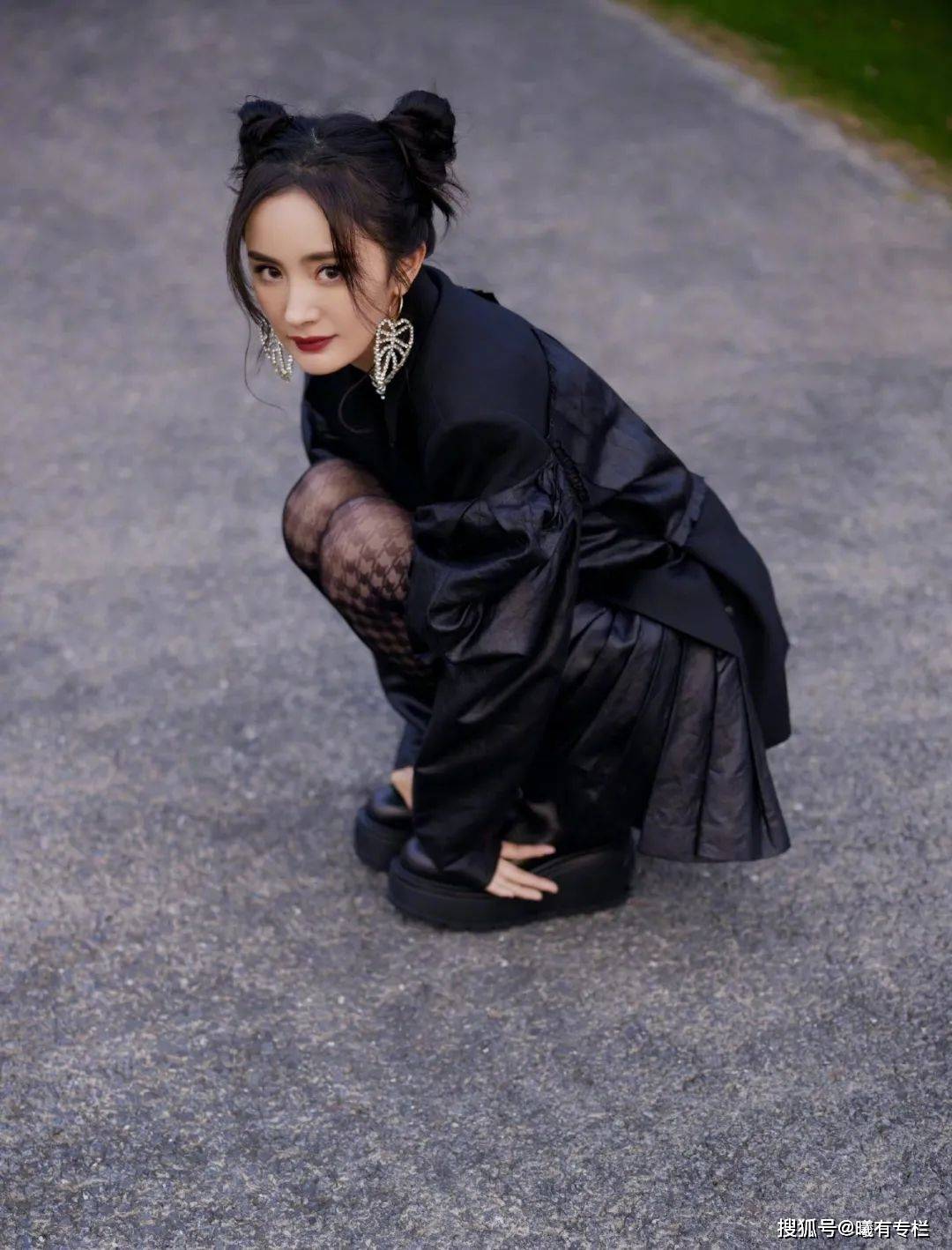 下半身 稳坐内娱街拍女王，杨幂到底赢在哪儿？