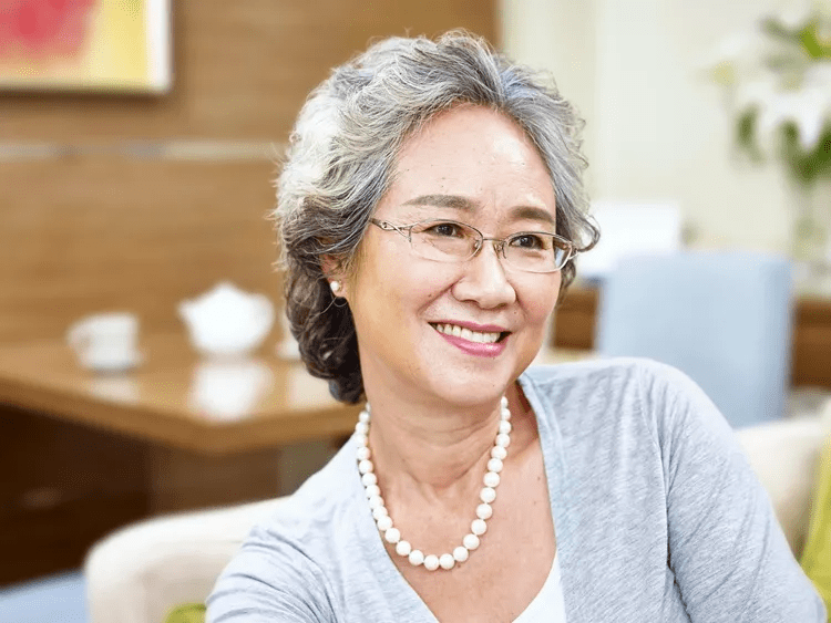 美容有美颜没美德，等于房子盖在沙子上