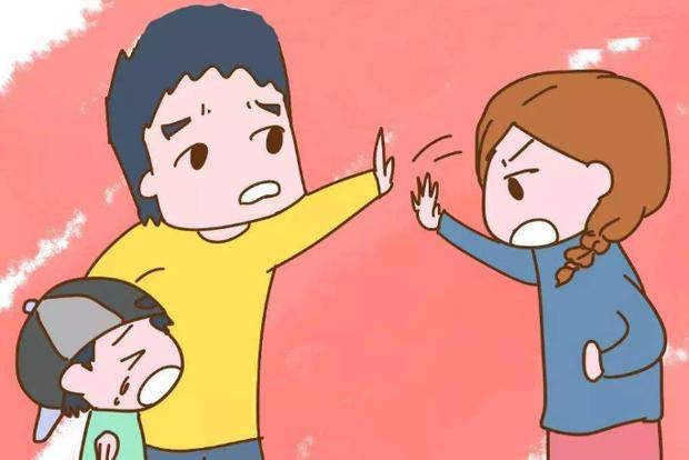 幼儿的性格养成来自父母的教育,影响孩子的一生,父母应谨言慎行