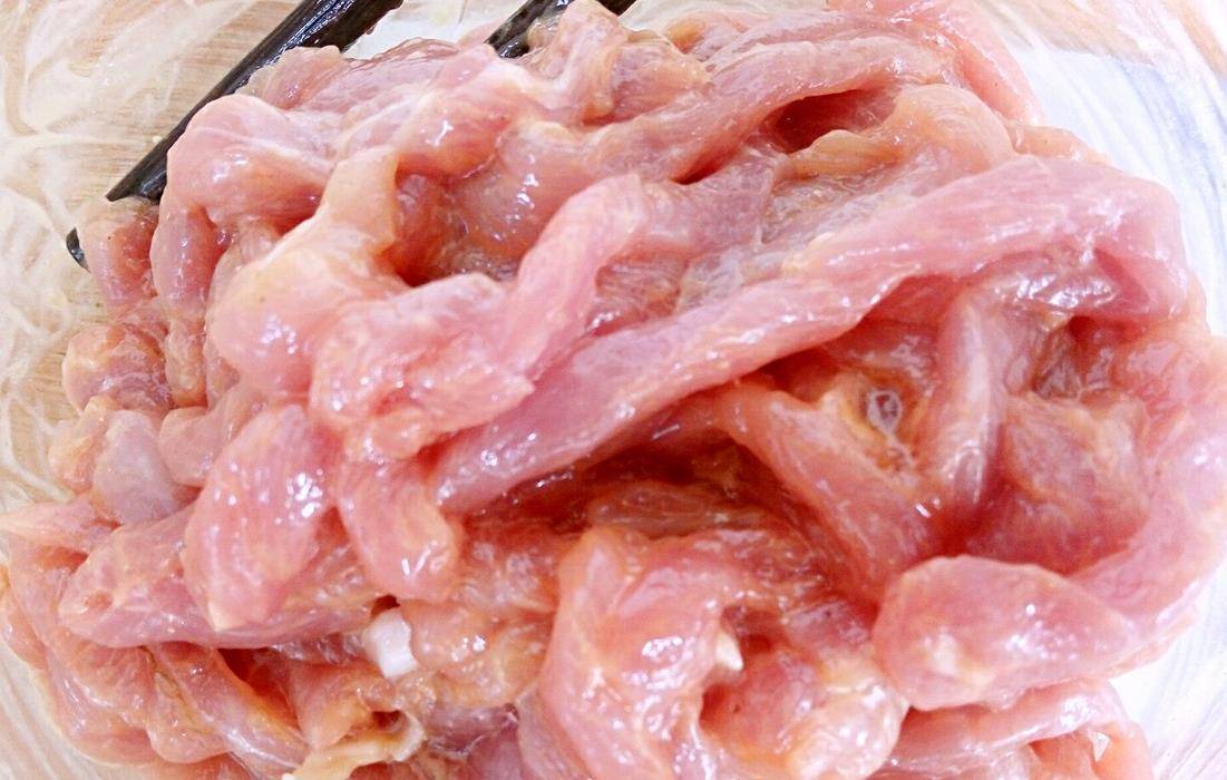 腌肉别只知道加淀粉学会这样腌炒出来的肉特别嫩还不粘锅