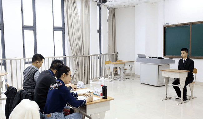 单招面试与面试技巧有哪些?知道完全不用怕_考生