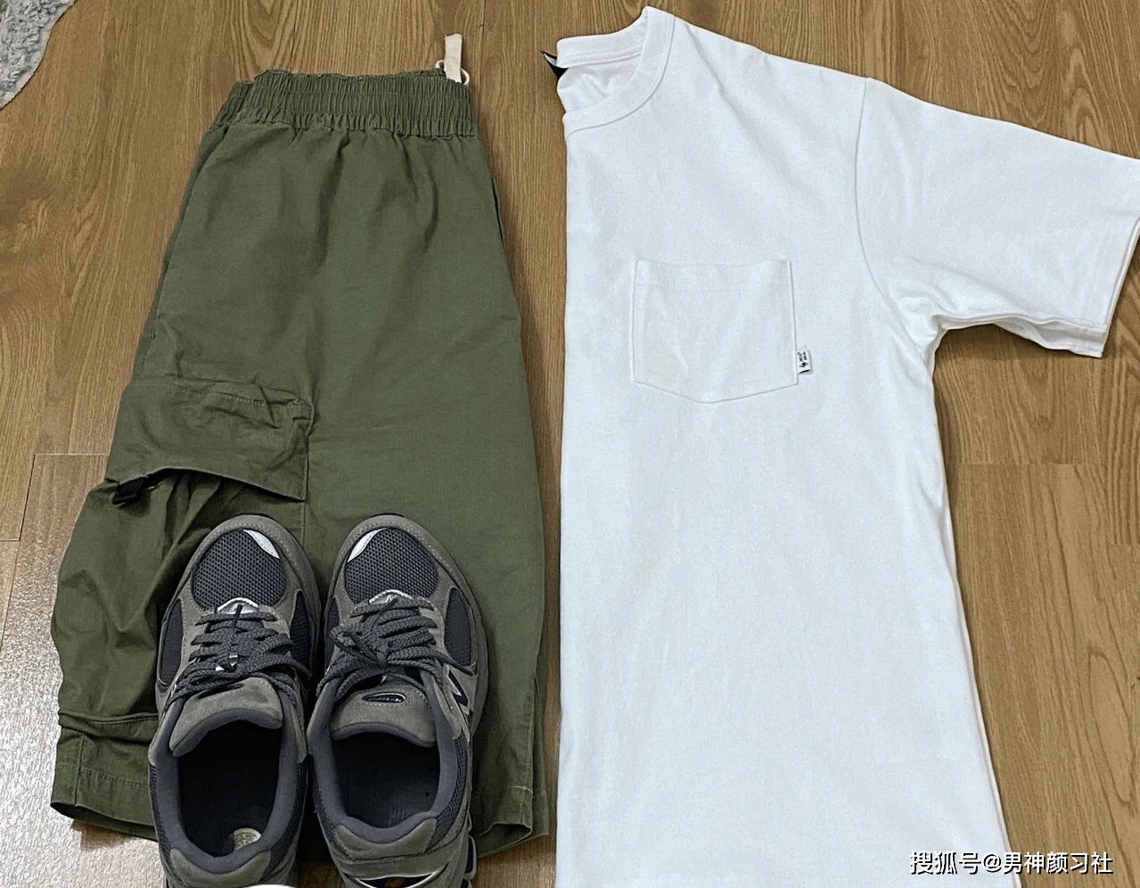 颜色 冰与火之歌的初秋，只要“上长下短”玩得好，美男时代才开始