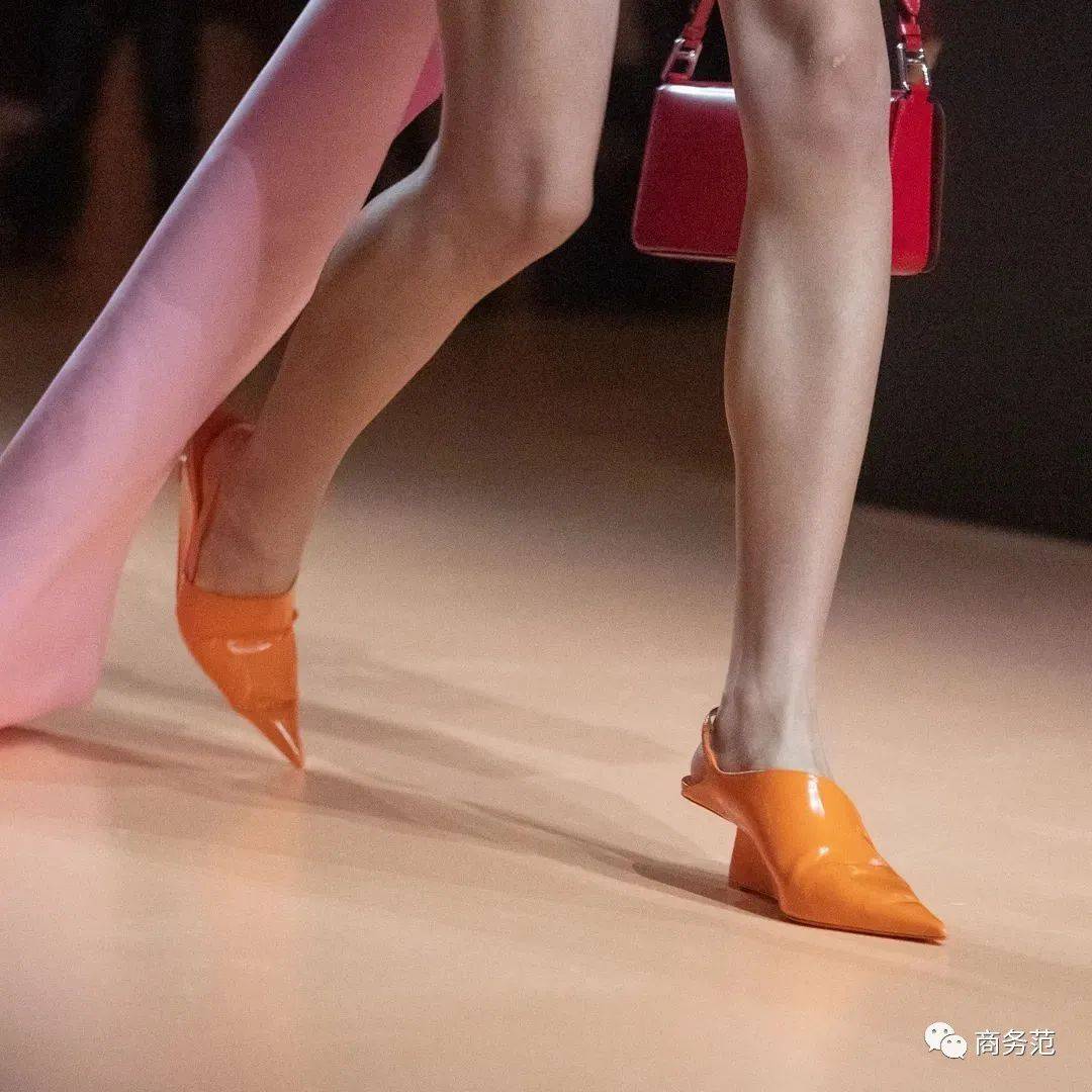 Cleo刘雯、杜鹃、春夏同框谁赢了？这场大秀真是神仙打架～