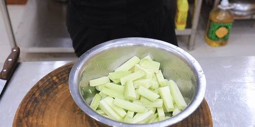 土豆泥做法简单又好吃甜 1834b33c2abc4f0cac435b488ace7422.jpeg