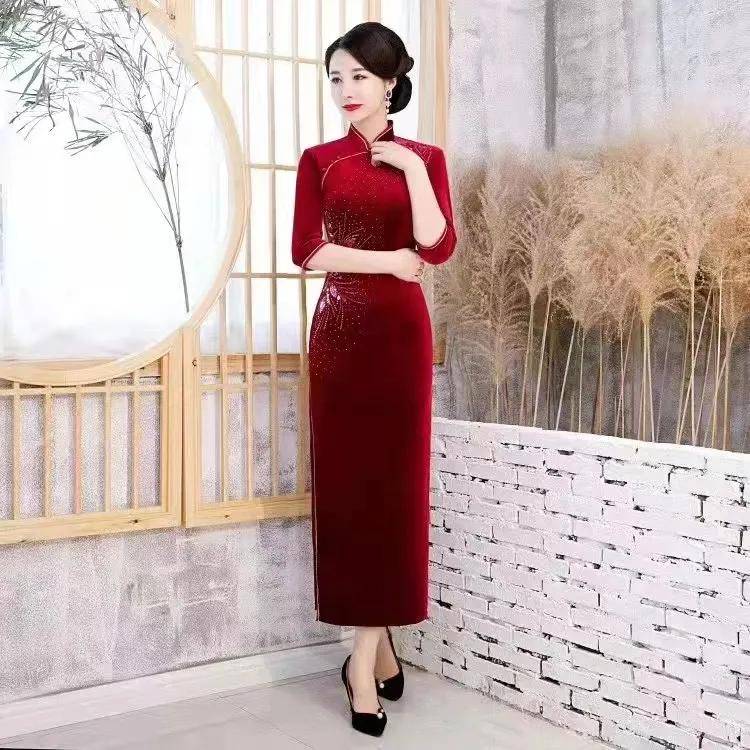 晚宴 秋季晚宴,让你惊艳时光的美,越来越多的人穿着“旗袍”炸街了!
