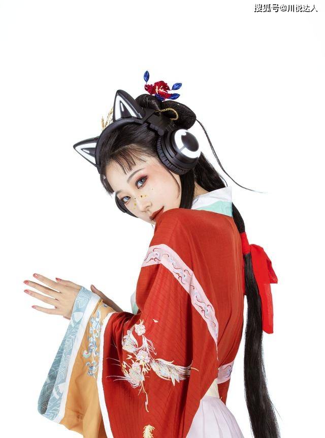 角色 当“汉服”与“电竞”相遇，本以为是在搞笑，没想到效果很惊艳